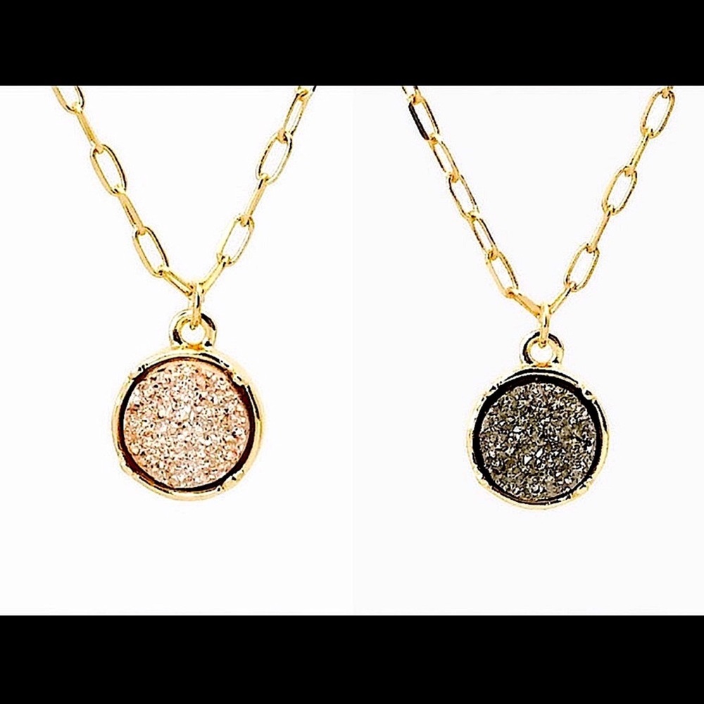 🆕🌿HEMATITE Druzy Round Shape Charm Necklace